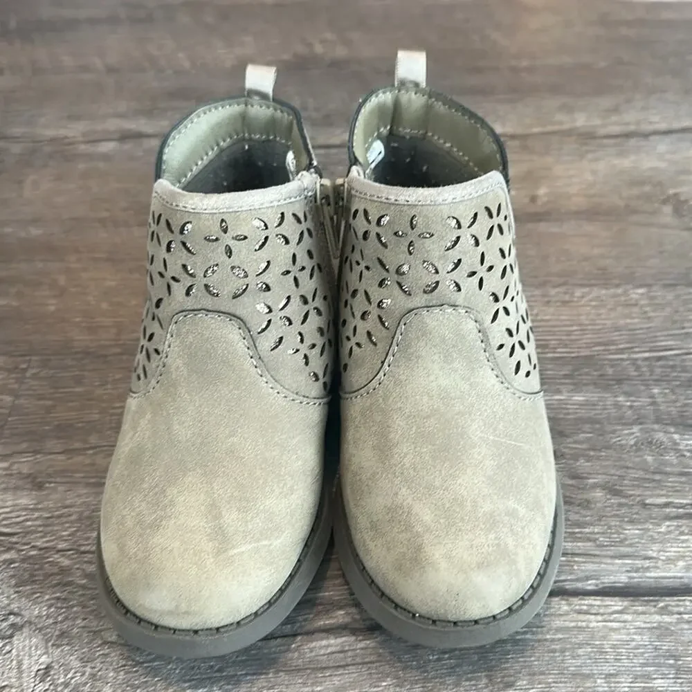 OshKosh B'Gosh Toddler 9 Estell‎ Taupe Fashion Bootie
